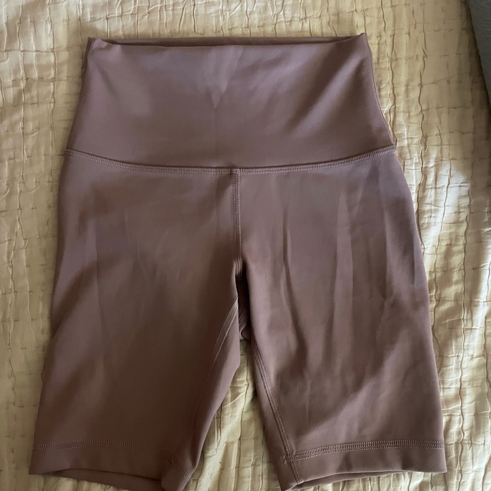 Wunder Under Train Shorts Size 4
